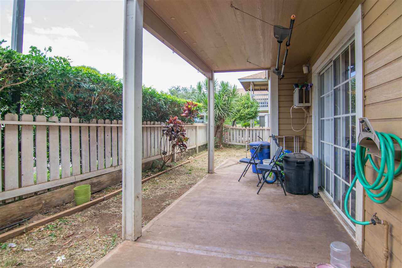 140 Uwapo Road, Unit 49104 Kihei, HI 96753 - Photo 8 of 13 a view of an outdoor sitting area