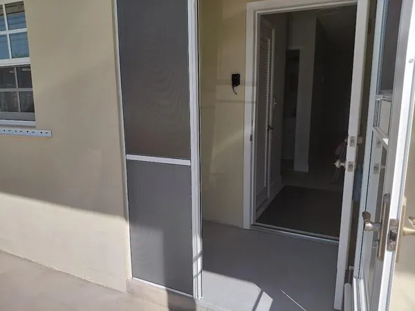 $185,000 | 1951 Northeast 39th Street, Unit 127, Lighthouse Point, FL 33064