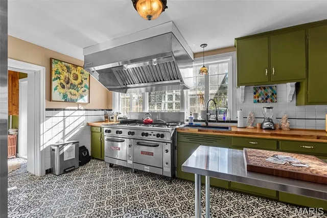 $560,000 | 221 West St Joseph Street, Perryville, MO 63775