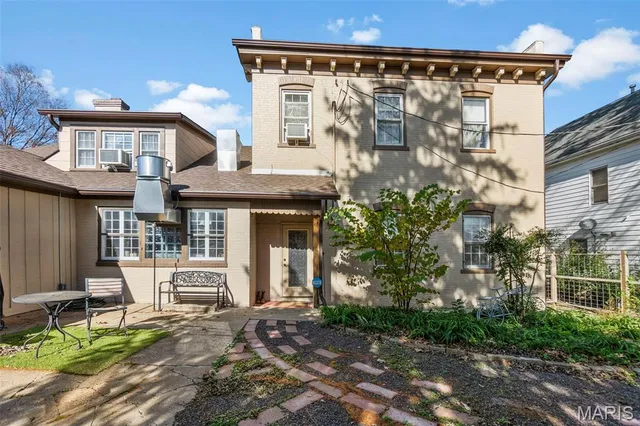 $560,000 | 221 West St Joseph Street, Perryville, MO 63775