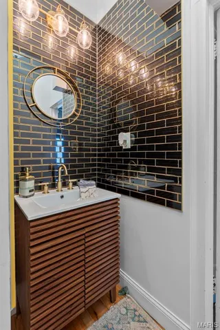 $560,000 | 221 West St Joseph Street, Perryville, MO 63775