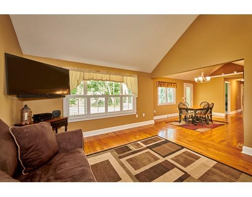 32 Lyman Barnes Road Brimfield, MA 01010 - Photo 7 of 31 Gallery Image 7