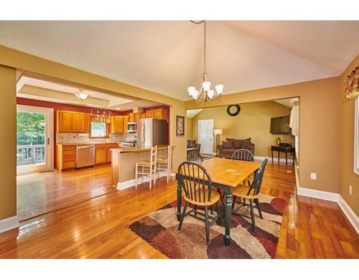 32 Lyman Barnes Road Brimfield, MA 01010 - Photo 10 of 31 Gallery Image 10