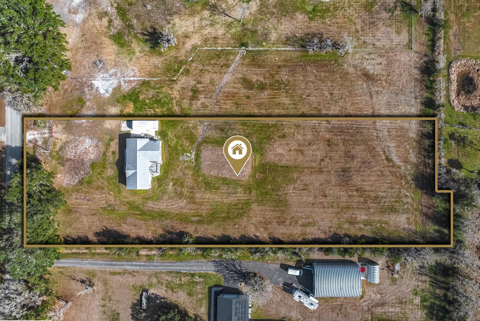 305 Palmetto Bluff Road Palatka, FL 32177 - Photo 34 of 34 Aerial view of property and surrounding area with property boundaries highlighted