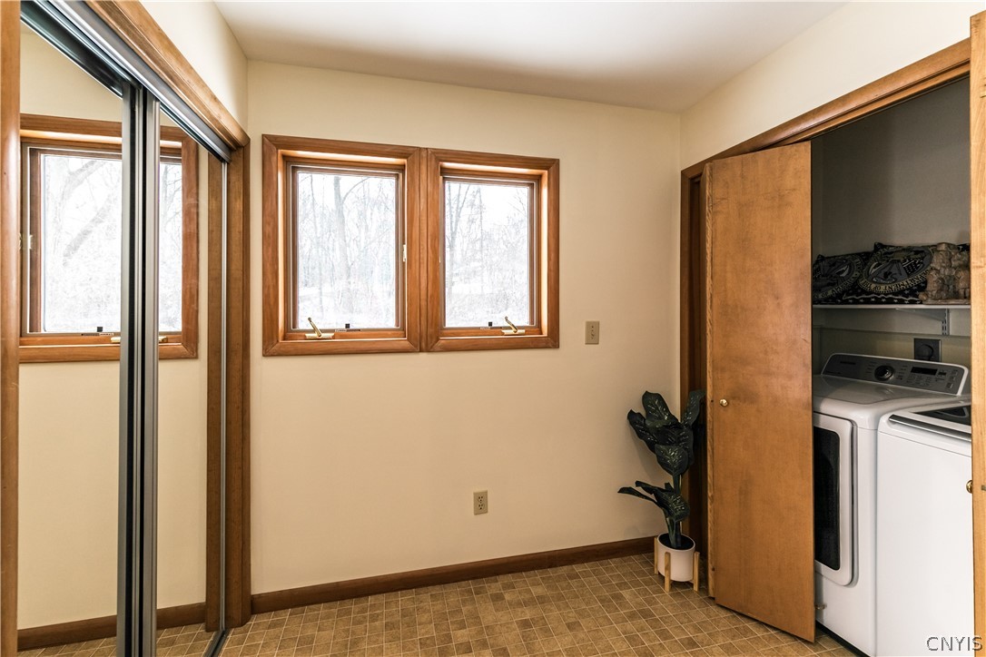 8646 Salt Springs Road Manlius, NY 13104 - Photo 11 of 38 The second closet in the entry foyer is used as a
