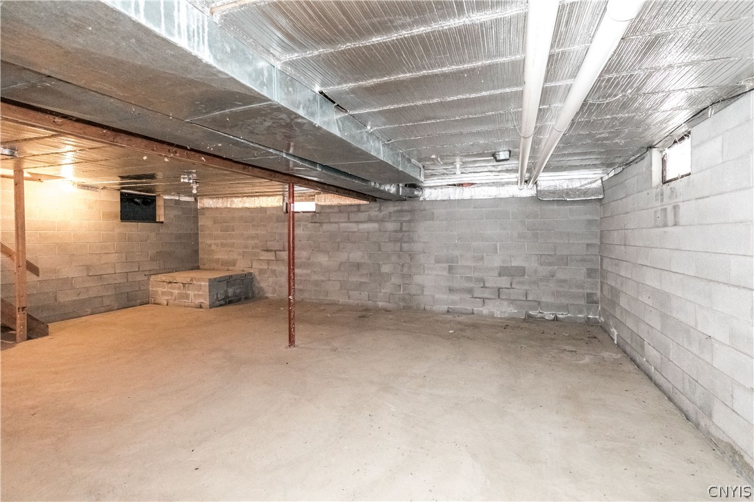 8646 Salt Springs Road Manlius, NY 13104 - Photo 35 of 38 Here's another view of the large basement.