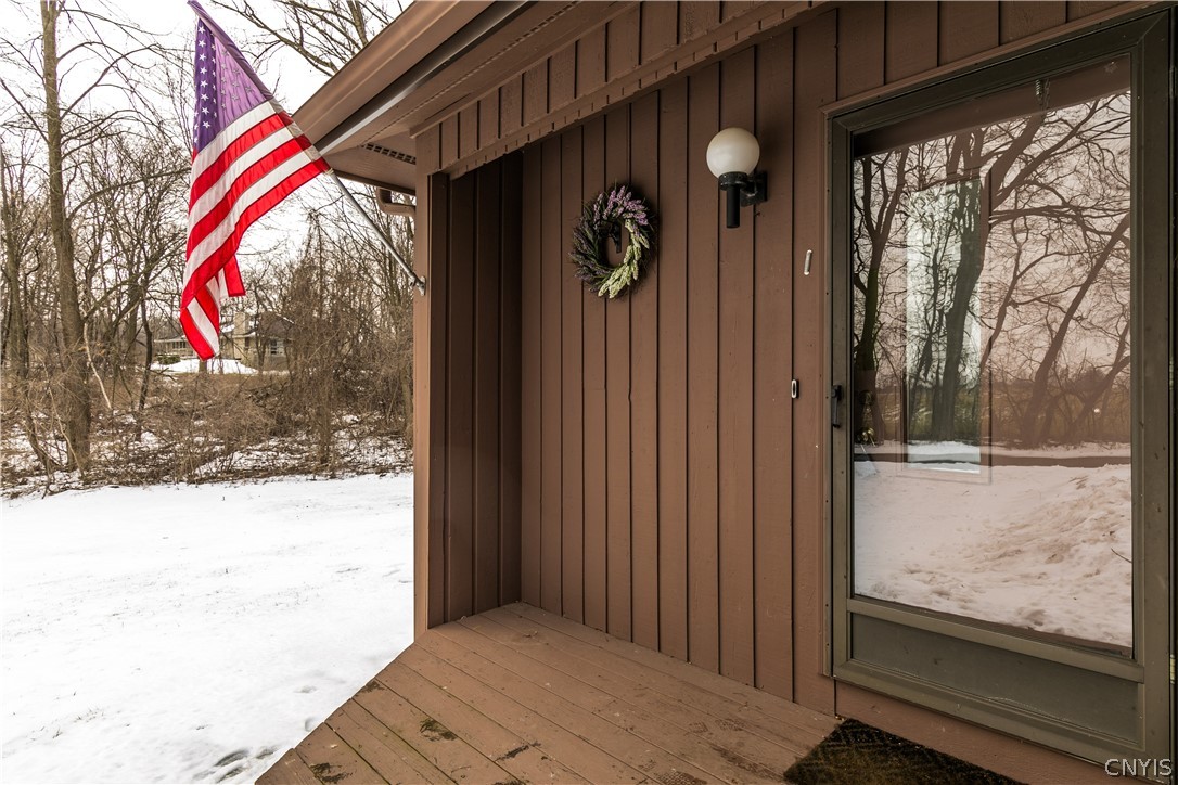 8646 Salt Springs Road Manlius, NY 13104 - Photo 8 of 38 Front porch is accessible with only two steps.