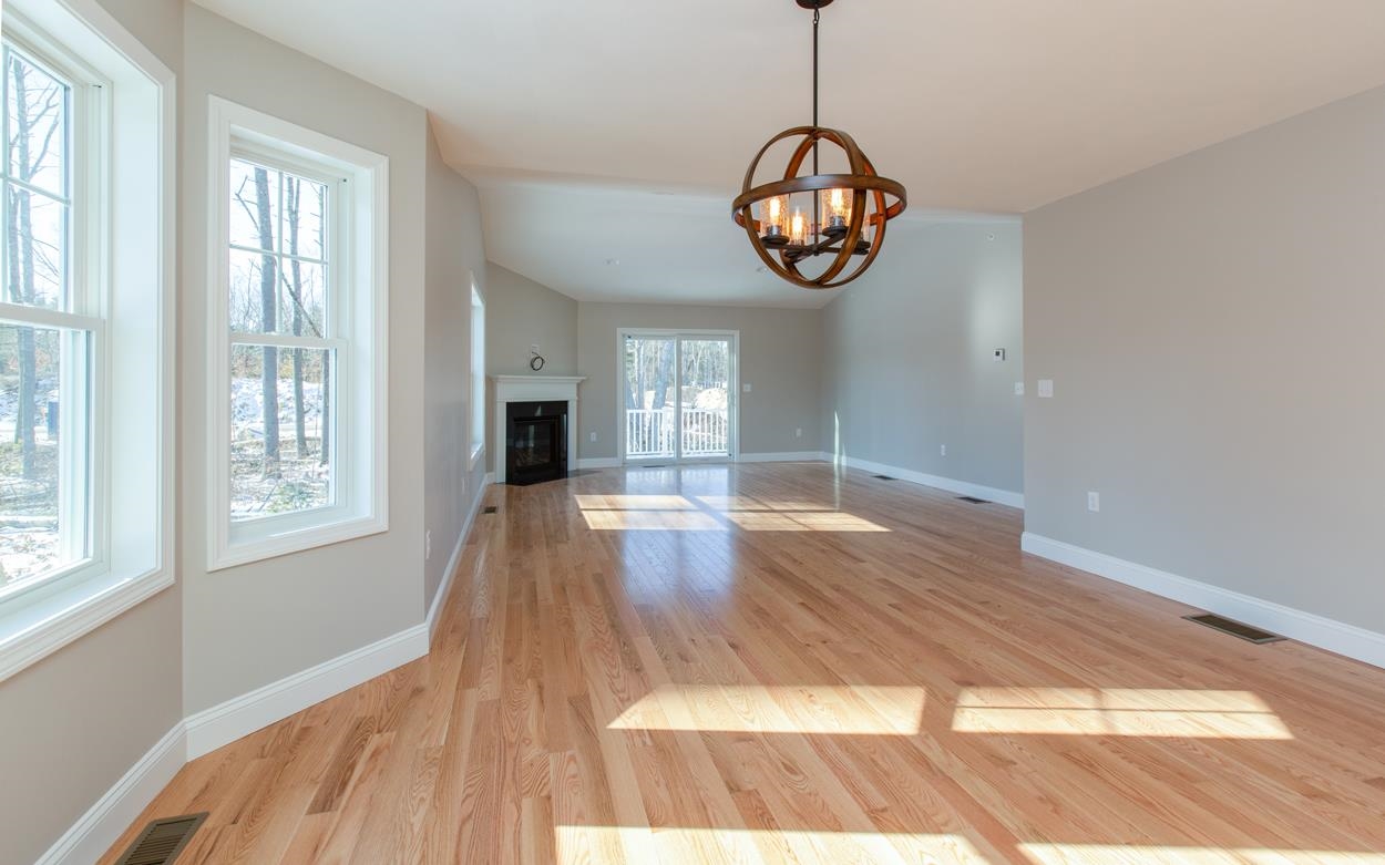 63 Abacoa Road Pelham, NH 03076 - Photo 16 of 40