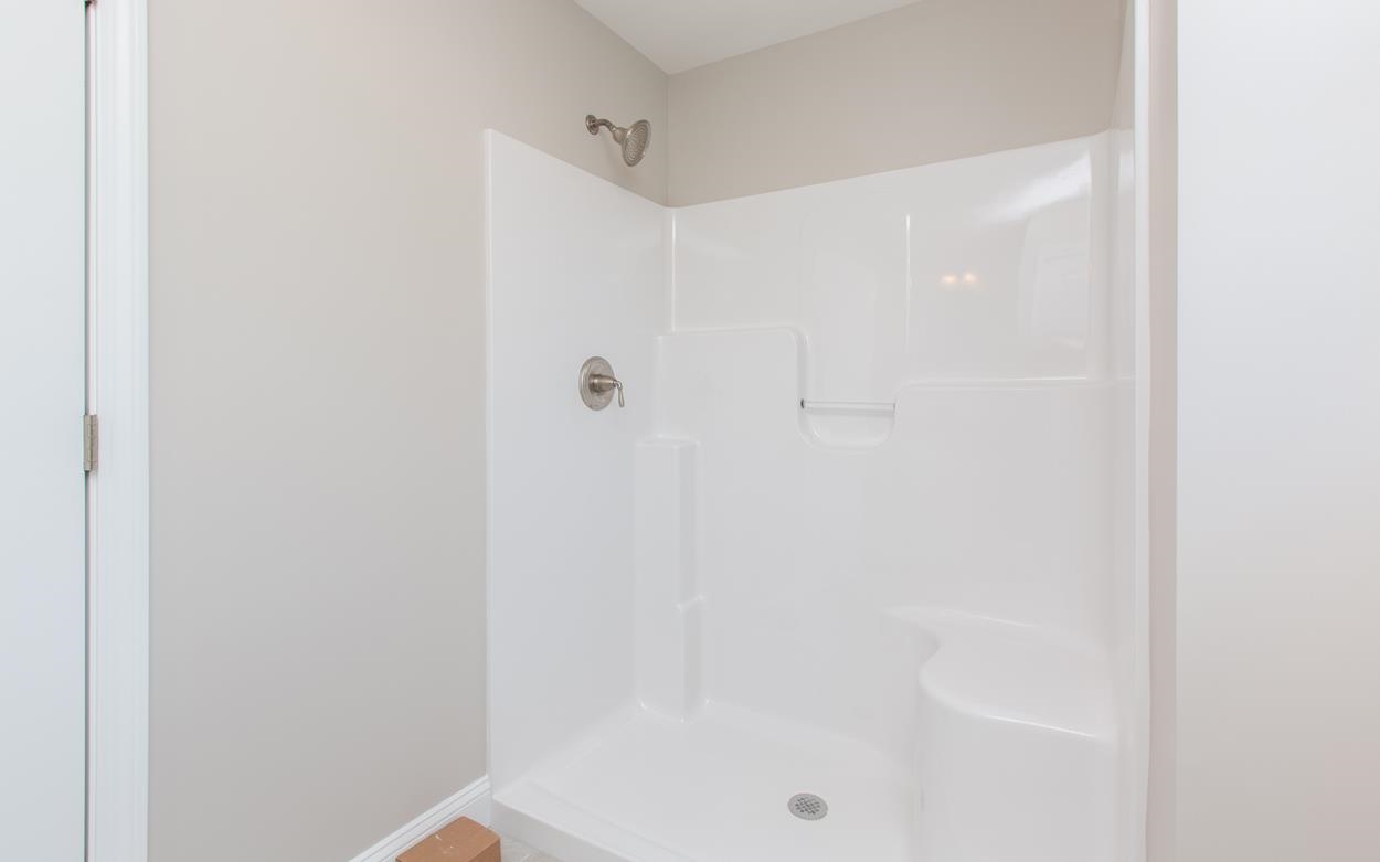 63 Abacoa Road Pelham, NH 03076 - Photo 38 of 40