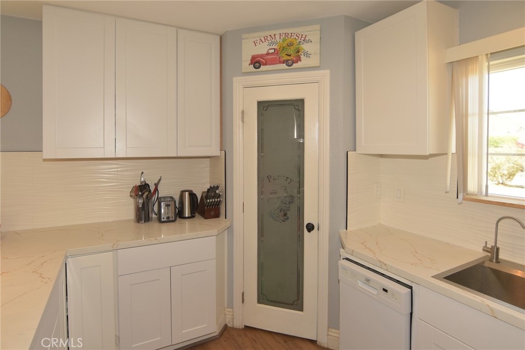 25433 Keator Road Apple Valley, CA 92307 - Photo 18 of 49