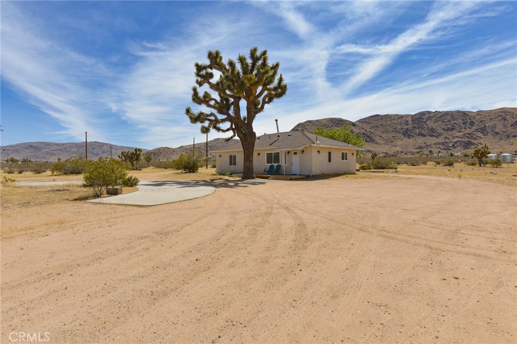 25433 Keator Road Apple Valley, CA 92307 - Photo 4 of 49