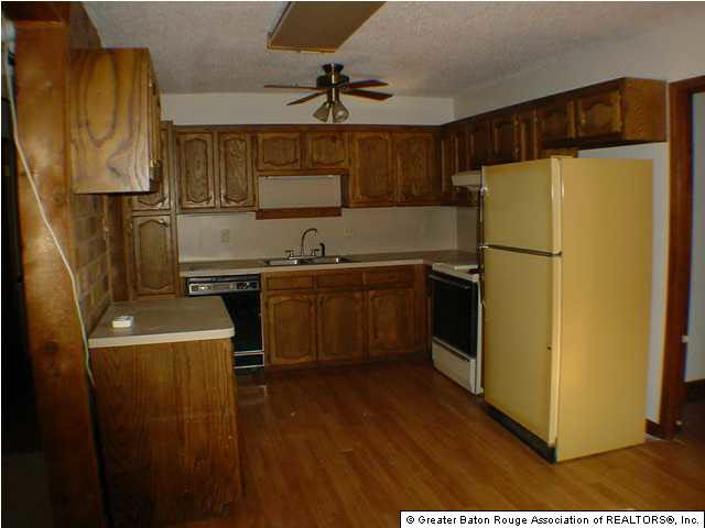 14252 Elmbridge Avenue Baton Rouge, LA 70819 - Photo 3 of 4 Gallery Image 3