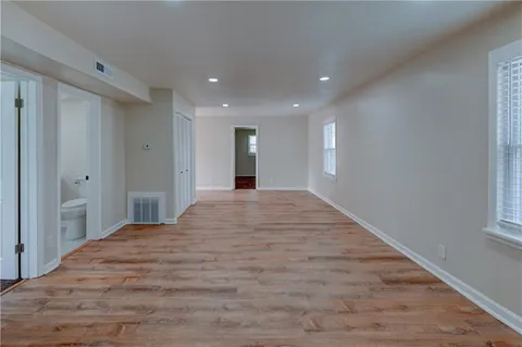 $265,900 | 7126 Main Street, Kansas City, MO 64114