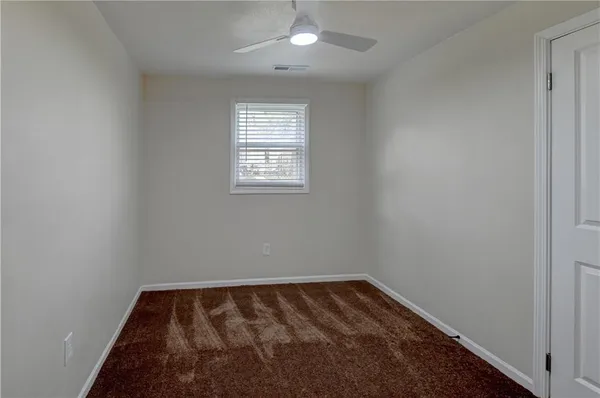 $300,000 | 7126 Main Street, Kansas City, MO 64114