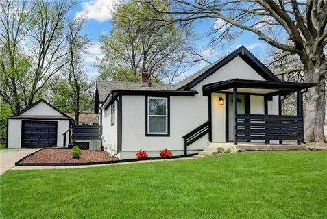 $265,900 | 7126 Main Street, Kansas City, MO 64114