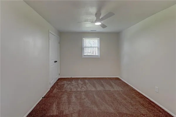 $300,000 | 7126 Main Street, Kansas City, MO 64114