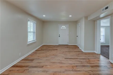 $265,900 | 7126 Main Street, Kansas City, MO 64114