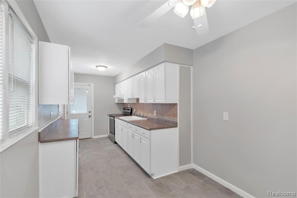 27727 Goddard Road Romulus, MI 48174 - Photo 7 of 19