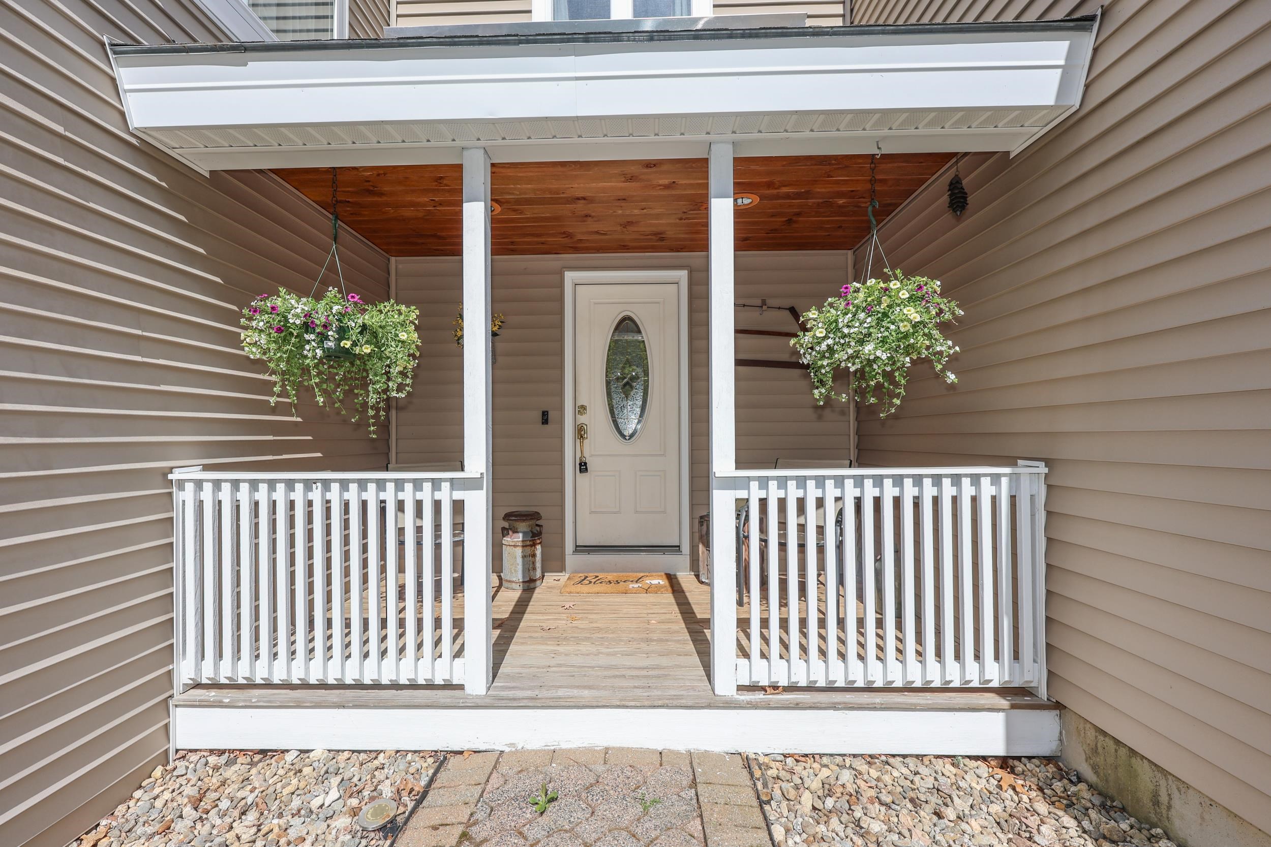 238 Whitten Road Milford, NH 03055 - Photo 5 of 37 Gallery Image 5