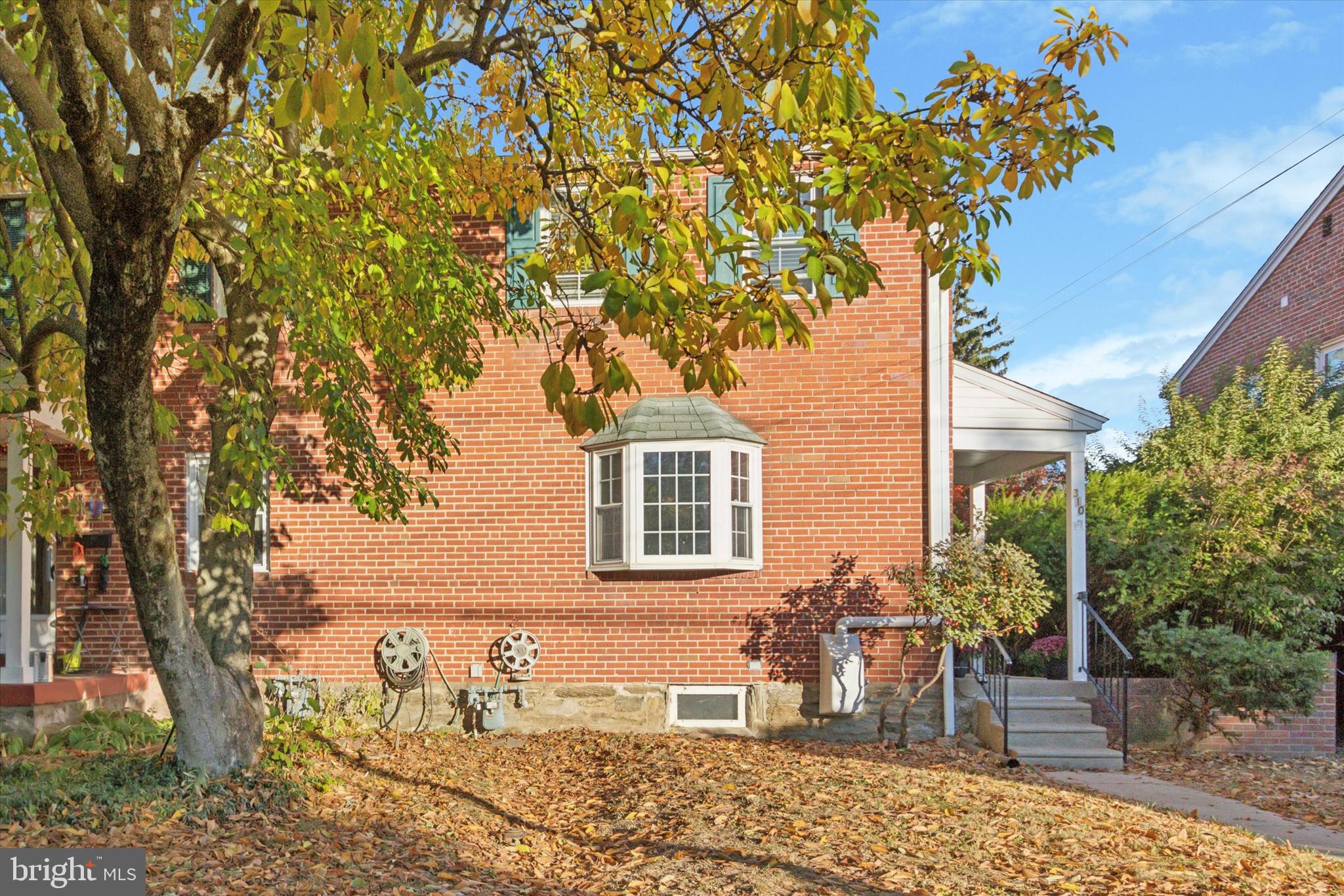 310 Steel Road Havertown, PA 19083 - Photo 3 of 23 Gallery Image 3