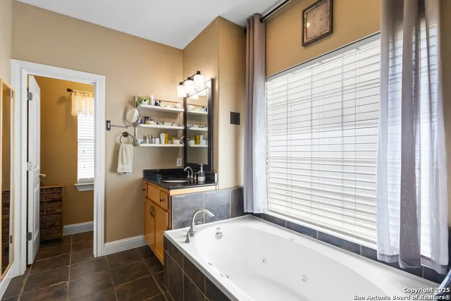 $680,000 | 133 Legacy Trace Drive, La Vernia, TX 78121