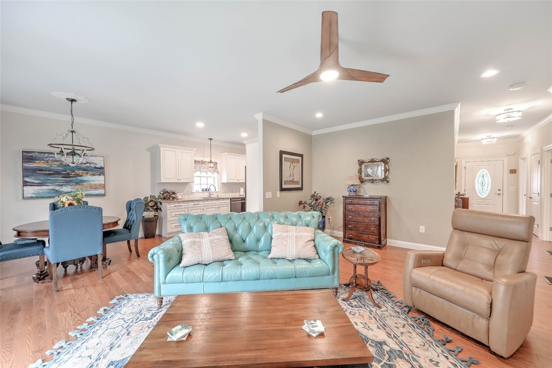 10 Daisy Lane Coventry, RI 02816 - Photo 8 of 25