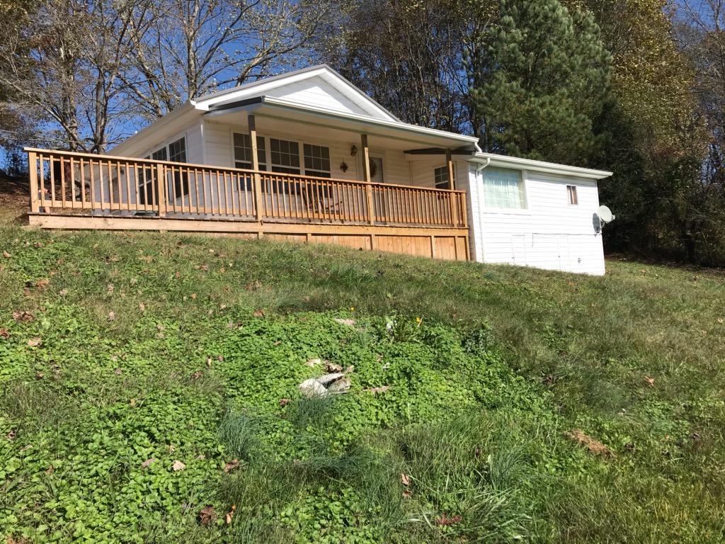 38527 Wilderness Road Jonesville, VA 24263 - Photo 1 of 19 IMG_3201