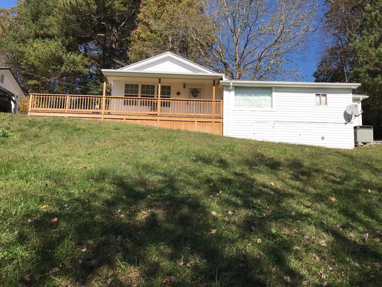 38527 Wilderness Road Jonesville, VA 24263 - Photo 2 of 19 IMG_3203