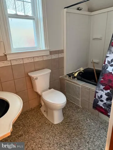 $1,750 | 704 South Pershing Avenue, York, PA 17401