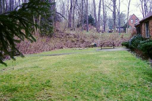 2431 Lytle Road Bethel Park, PA 15102 - Photo 5 of 5 Gallery Image 5