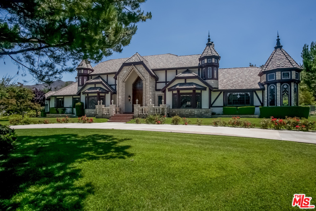 26352 MacMillan Ranch Road Canyon Country, CA 91387 - Photo 1 of 37