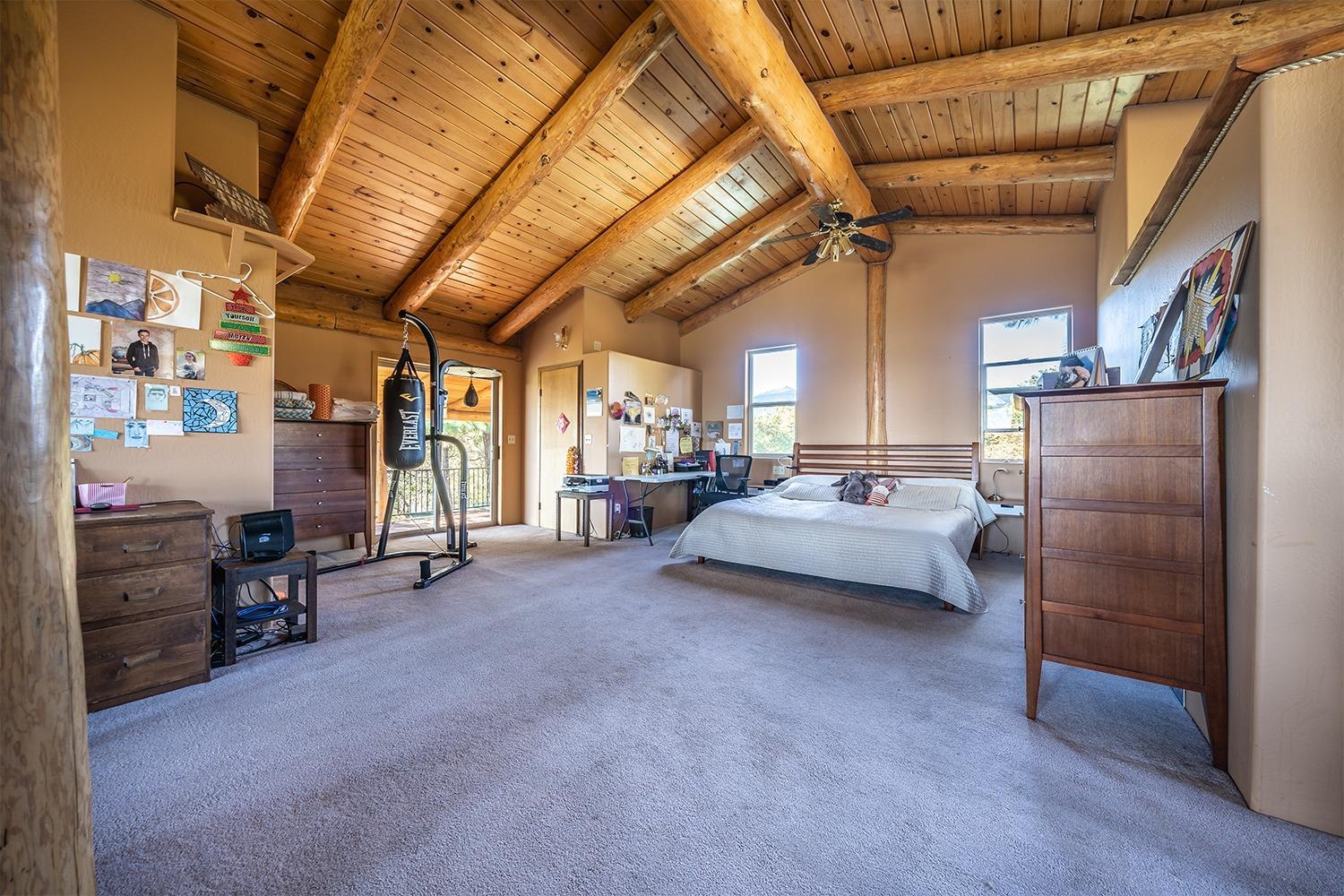 2045 Colestin Road Ashland, OR 97520 - Photo 11 of 34 Additional Photo