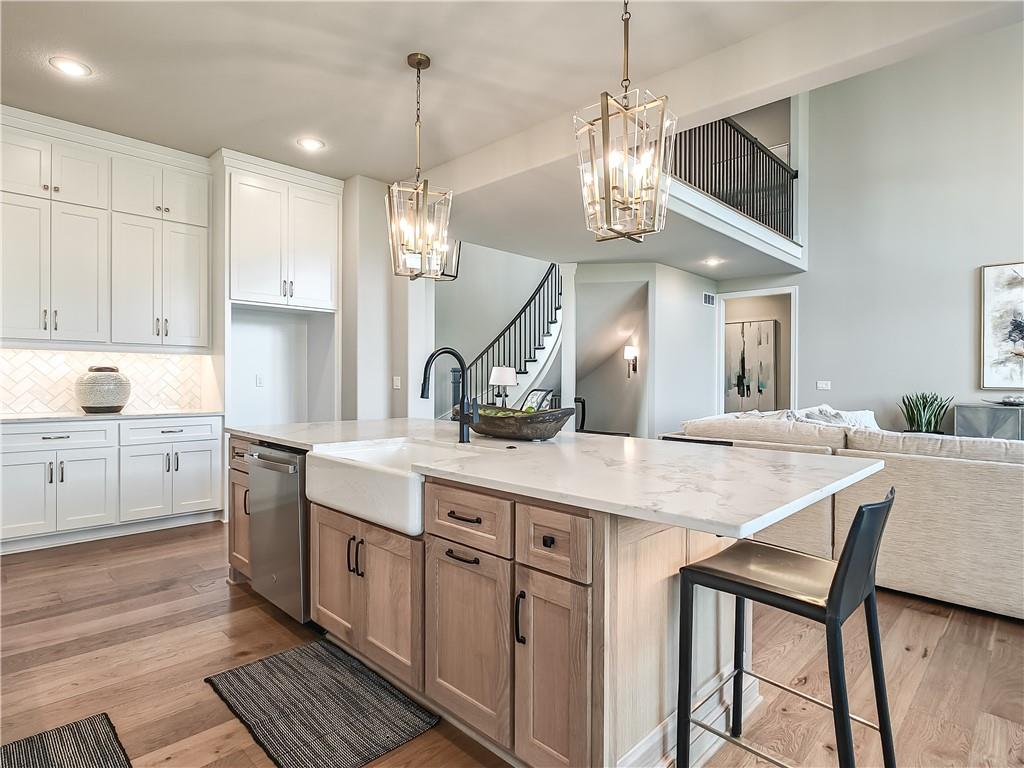 17212 Nieman Road Overland Park, KS 66221 - Photo 16 of 59