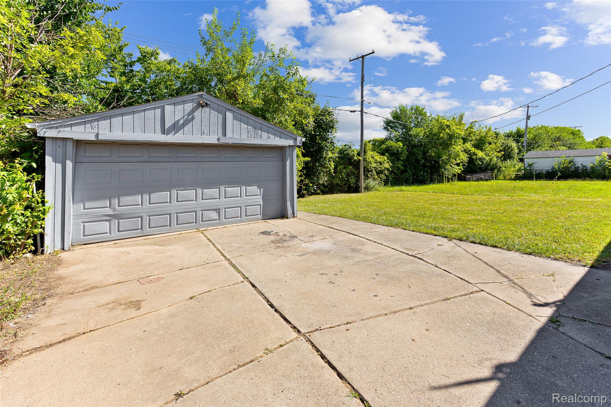 30270 Spring Arbor Drive Inkster, MI 48141 - Photo 8 of 32 IMG_2460.jpg