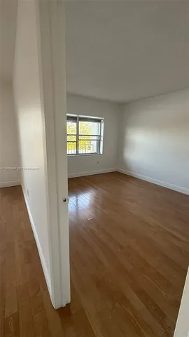 $2,300 | Flamingo-Lummus, Miami Beach, FL 33139