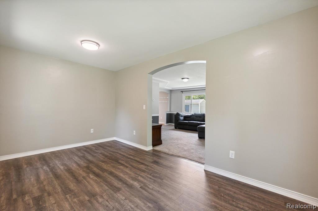 1746 Gulley Road Howell, MI 48843 - Photo 12 of 40