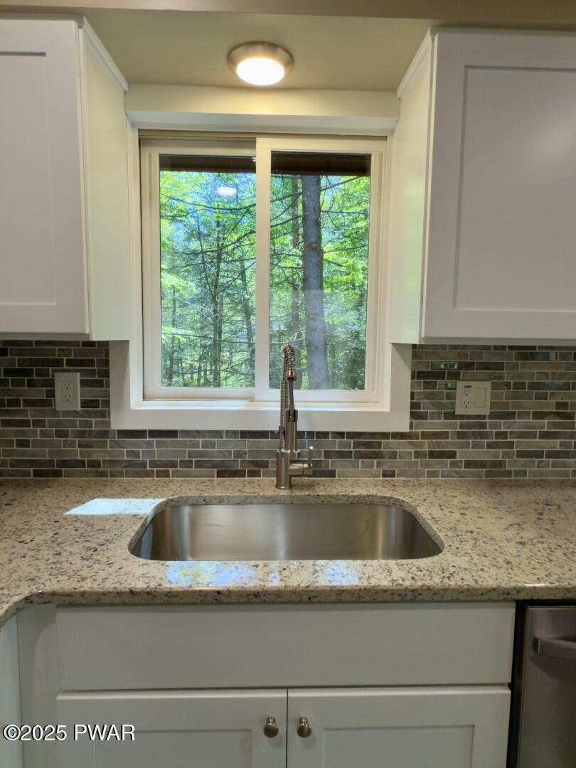 17 Applegate Road Lake Ariel, PA 18436 - Photo 11 of 69