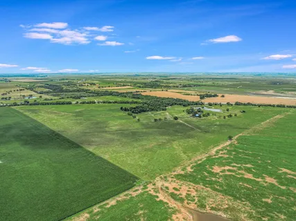 $5,977,000 | Undisclosed Address, Coupland, TX 78615