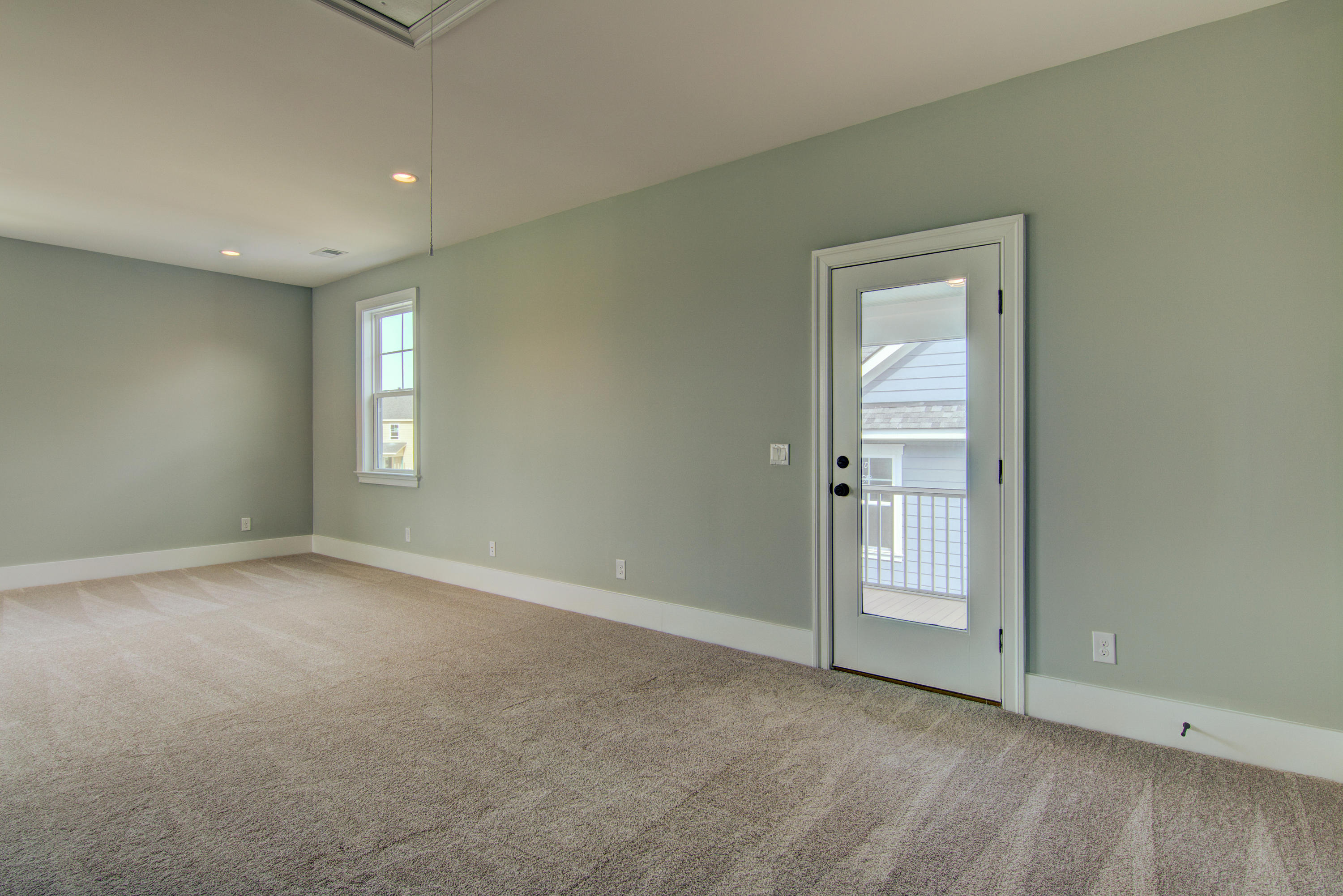 1532 Red Tide Road Mount Pleasant, SC 29466 - Photo 38 of 69 43