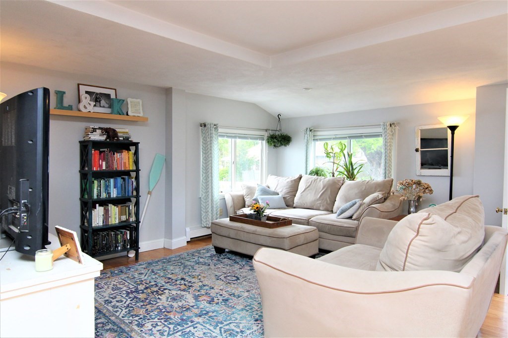 36 Holbrook Road Weymouth, MA 02191 - Photo 14 of 41 Gallery Image 14