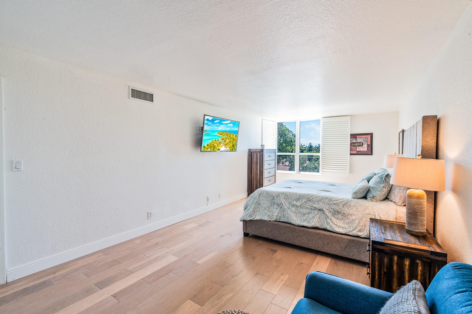 1000 Spanish River Road, Unit 3T Boca Raton, FL 33432 - Photo 12 of 22 DSC01384-Edit-Edit