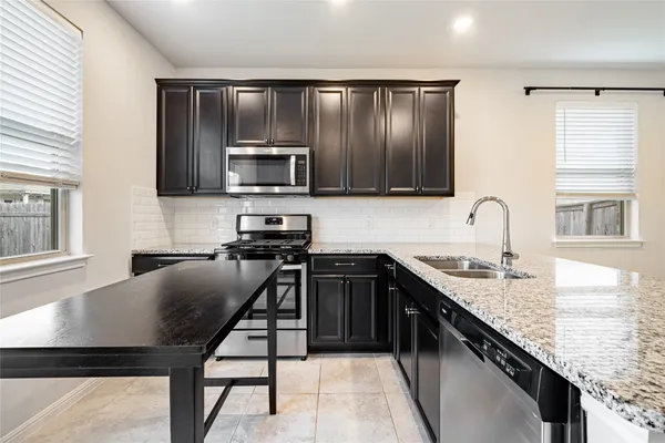 $1,850 | 12310 Silverstream Lane, Manor, TX 78653