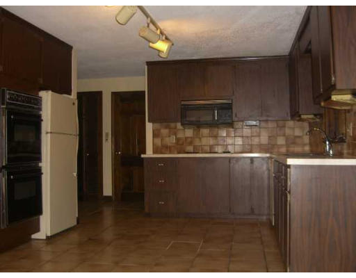 10 Lancaster Place Andover, MA 01810 - Photo 3 of 7