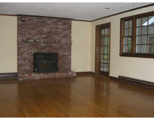 10 Lancaster Place Andover, MA 01810 - Photo 4 of 7