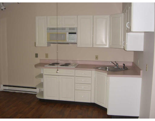 10 Lancaster Place Andover, MA 01810 - Photo 5 of 7