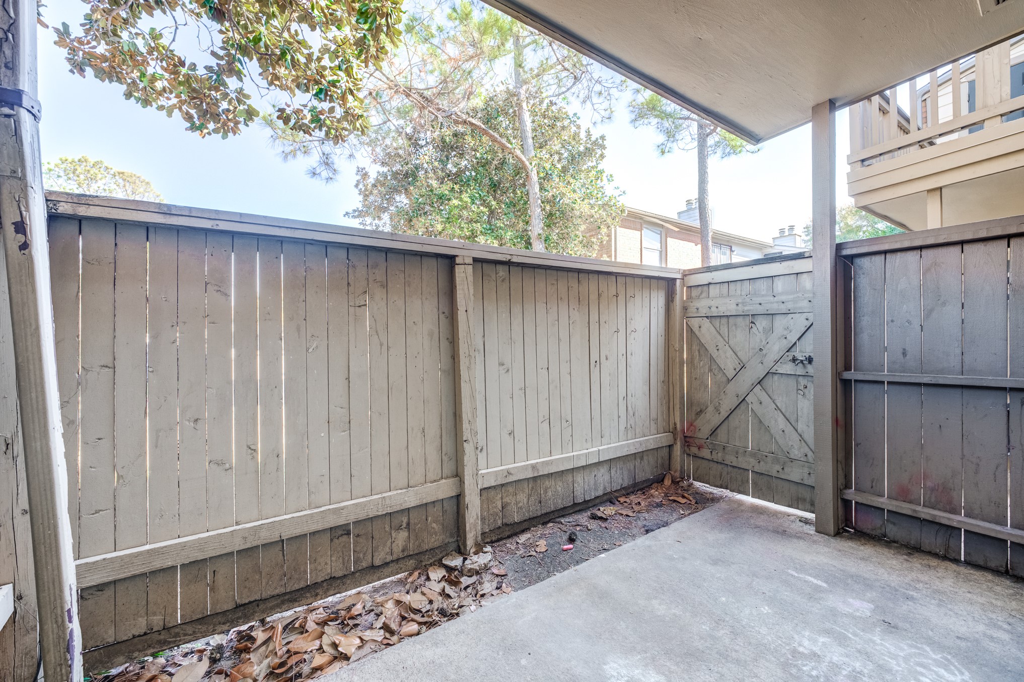 6001 Reims Road, Unit 301 Houston, TX 77036 - Photo 27 of 29 a backyard space view