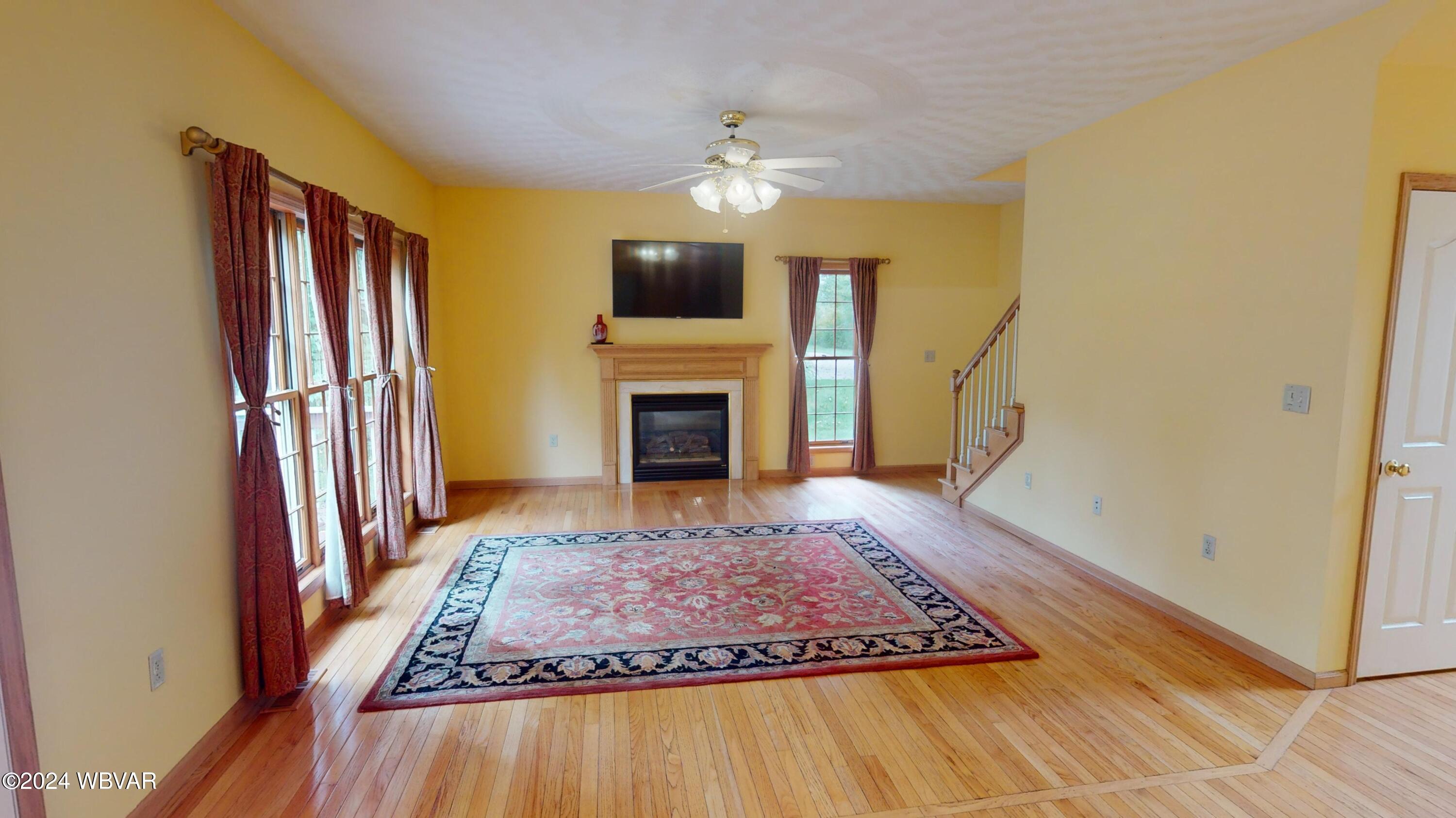 2440 Strafford Road Williamsport, PA 17701 - Photo 8 of 25 Gas Fireplace