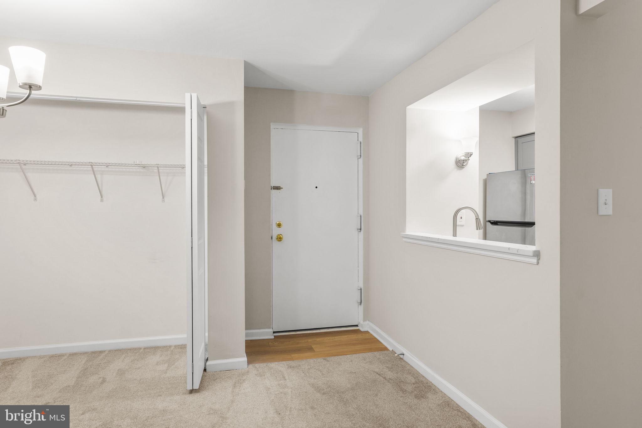 5818 Royal Ridge Drive, Unit M Springfield, VA 22152 - Photo 9 of 33
