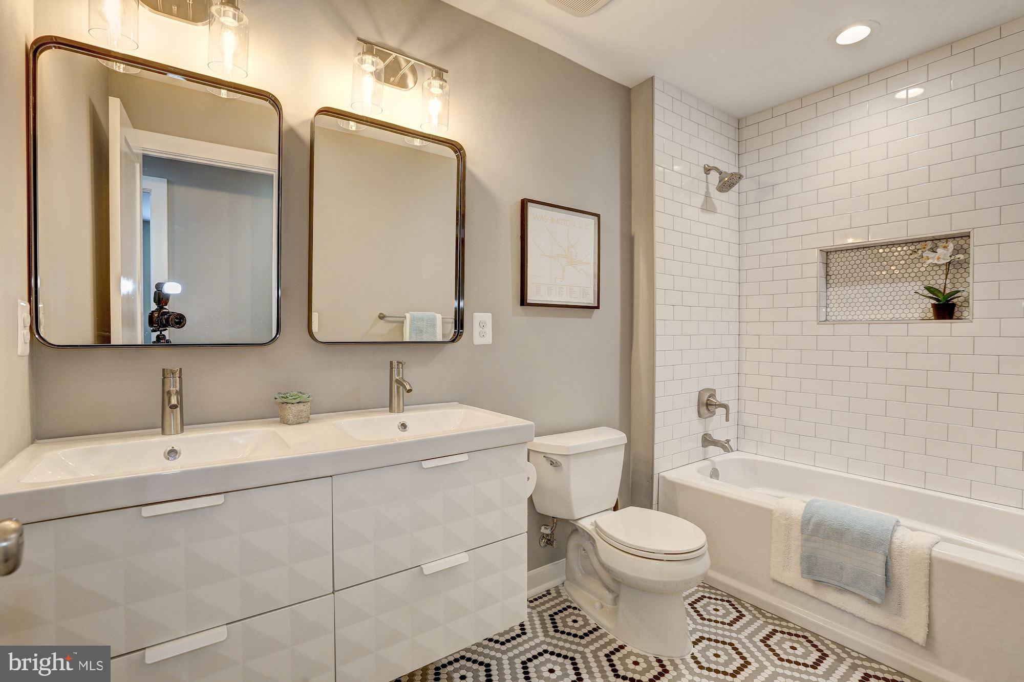 10111 Capitol View Avenue Silver Spring, MD 20910 - Photo 29 of 47 Gallery Image 29