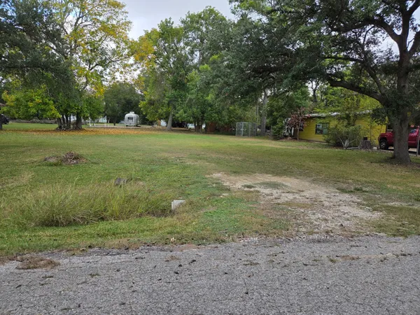 $140,000 | 4718 Louise Street, Pasadena, TX 77586